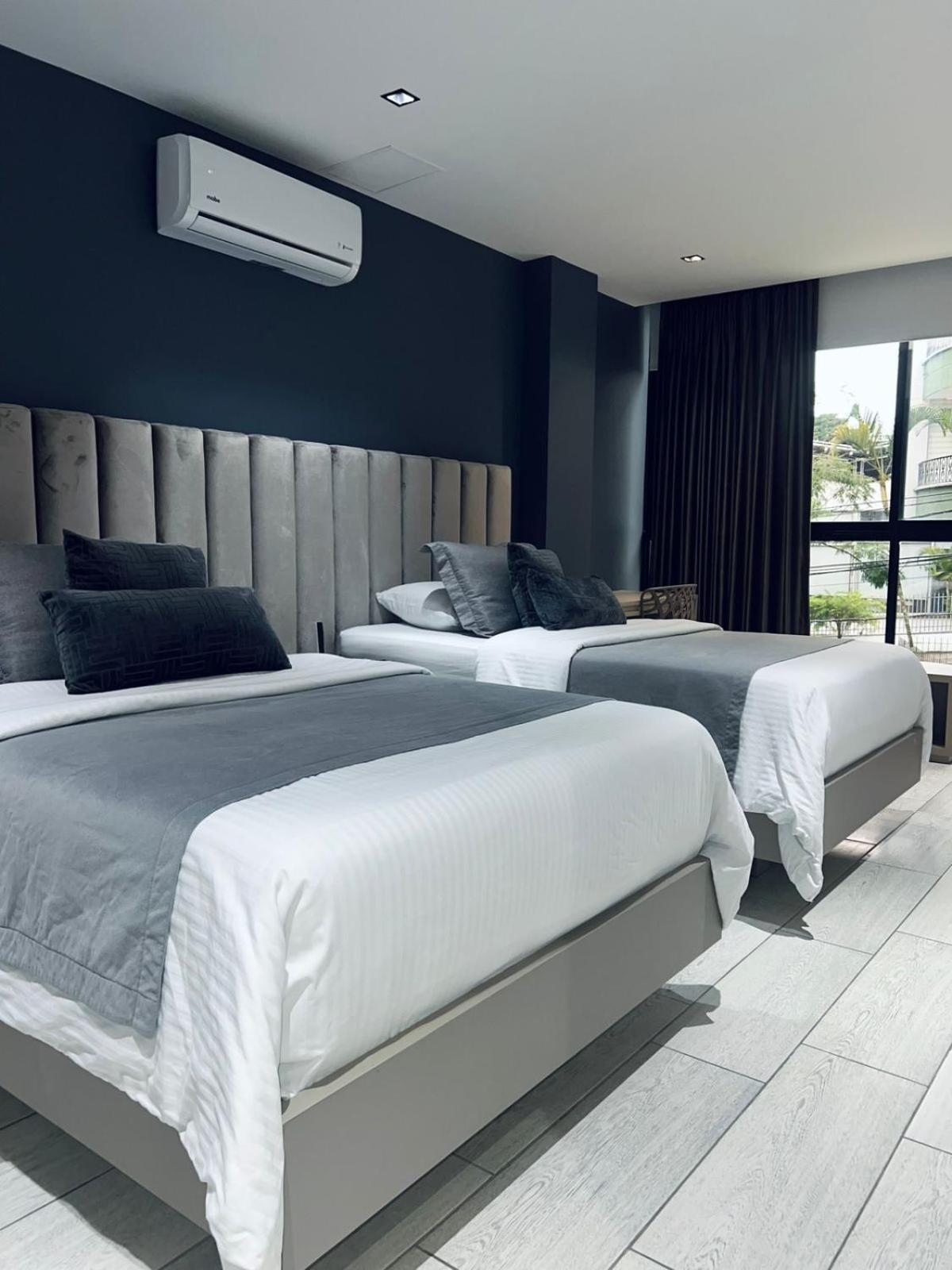 Hotel Plaza Doce